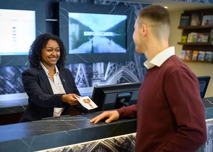 Top Hotels neben dem Rhein-Energie-Stadion Köln