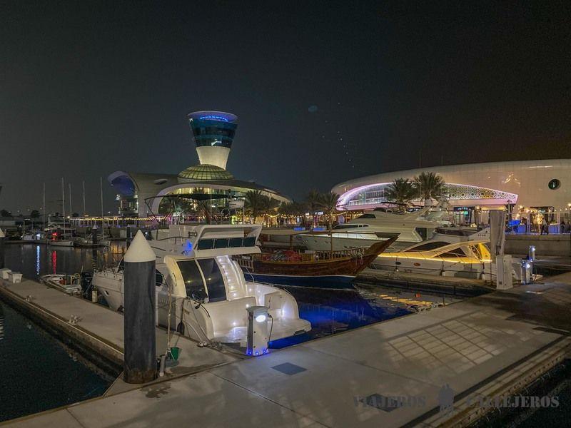 Yas Island, otra de las zonas donde dormir en Abu Dhabi
