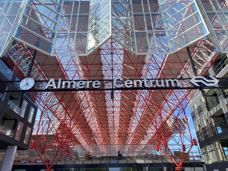 Almere treinstation