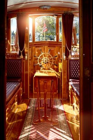 Inside the Pulitzer boat