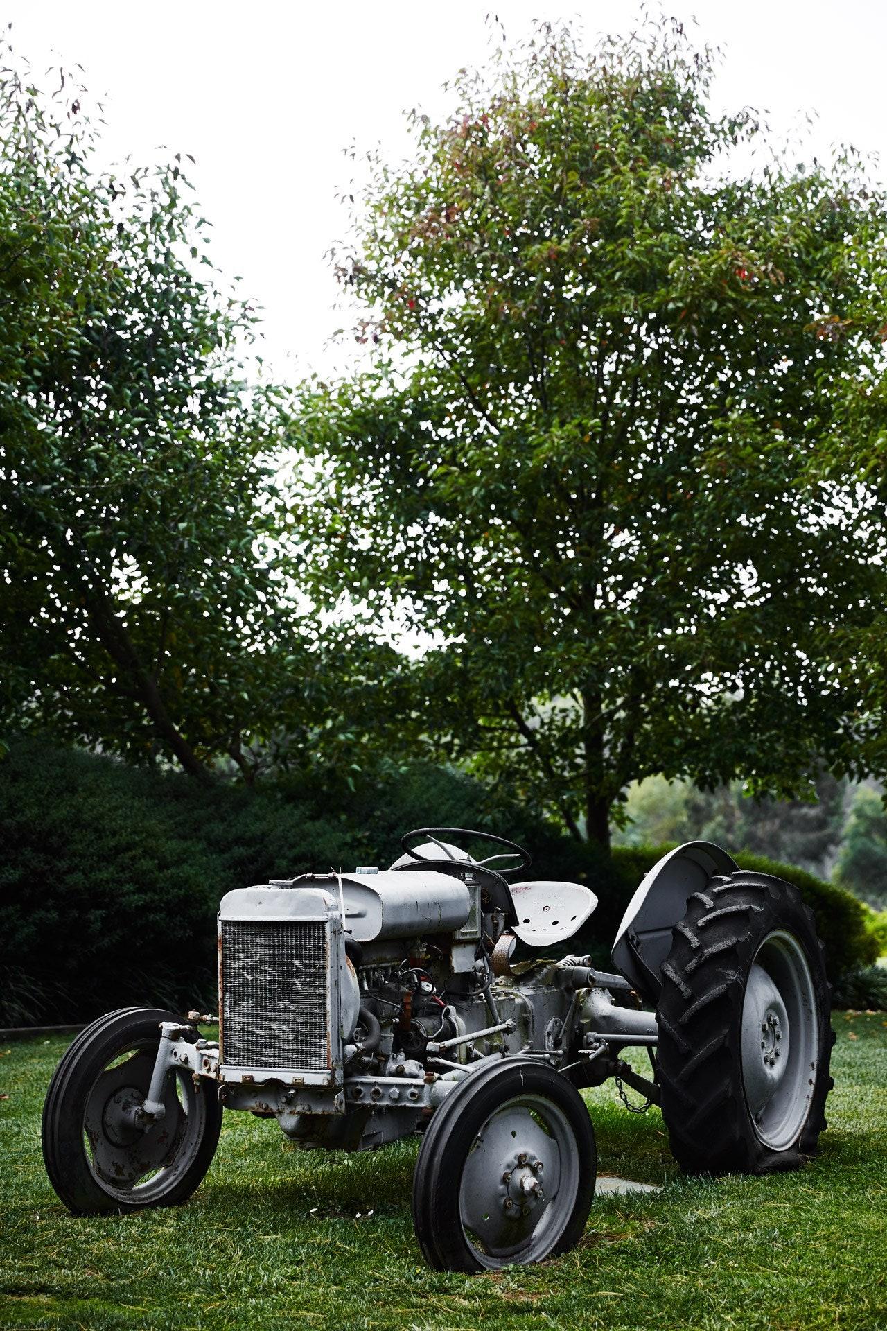 Ten Minutes by Tractor